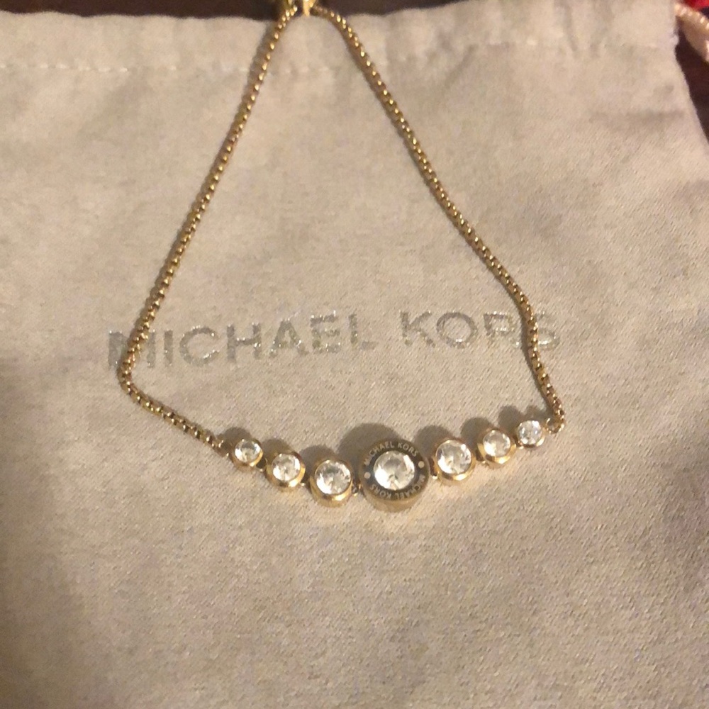 Bracelet